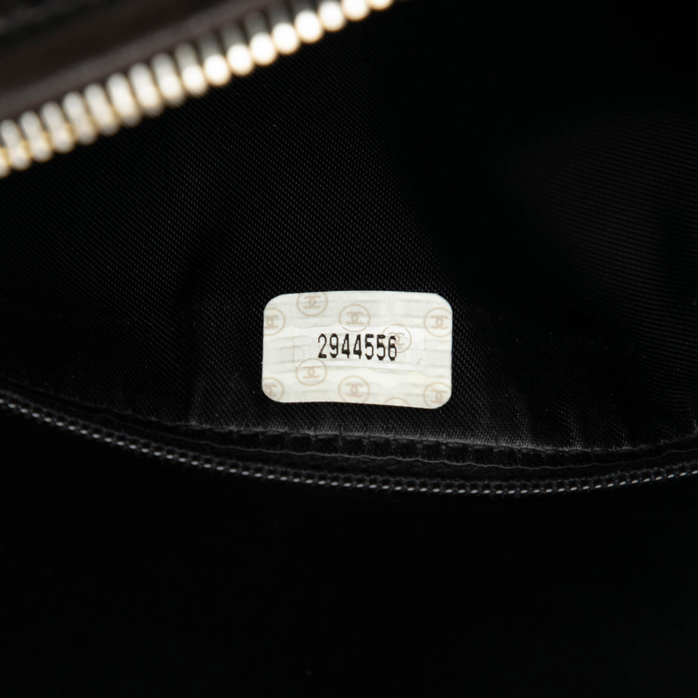 Pre-Loved Chanel CC Quilted Lambskin Tassel Camera Bag - Picture 6 of 10
